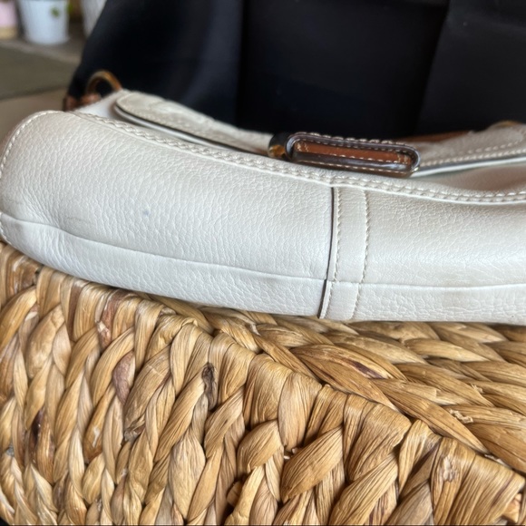 Coach women purse - Picture 3 of 12